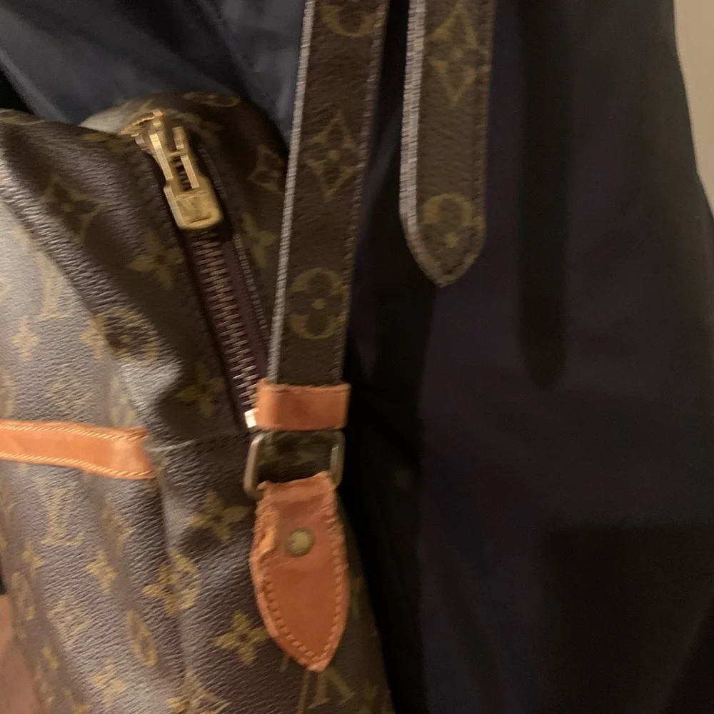 Authentic Louis Vuitton Monogram Danube GM bag - Picture 15 of 16